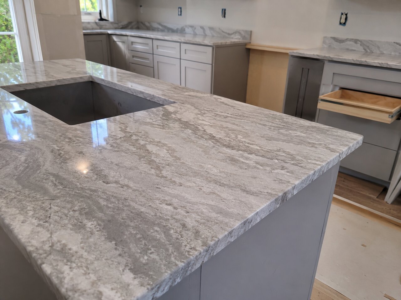 Countertops & Cabinets contractor