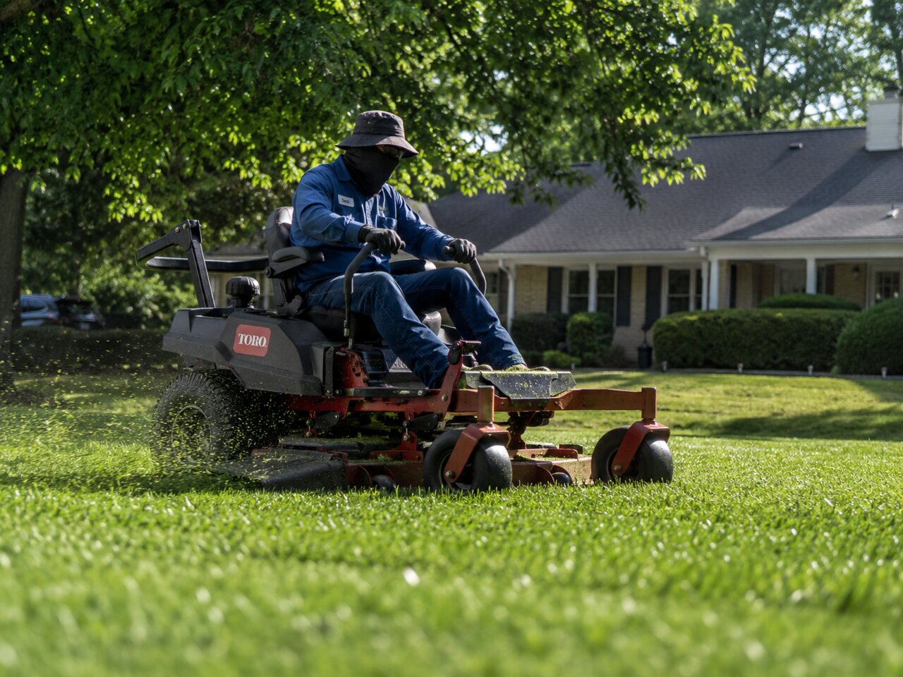 Lawn Care contractor